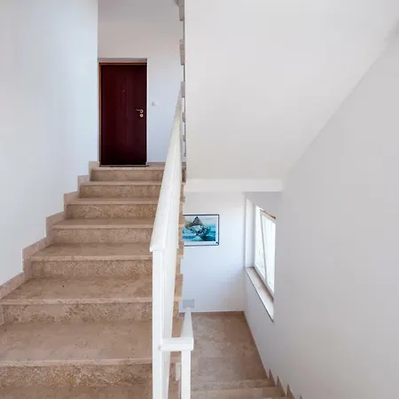 Apartment Ella